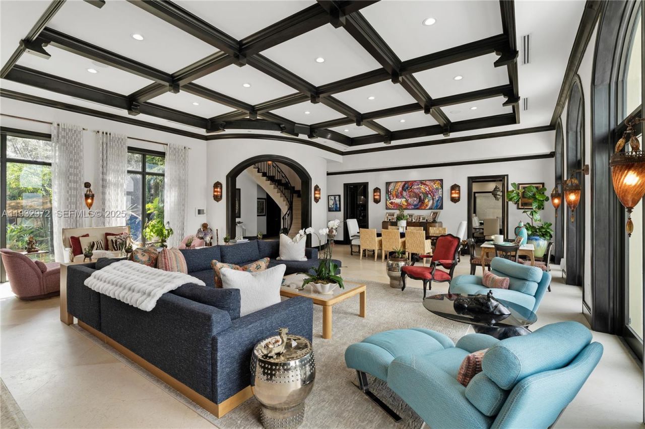 10330 W Broadview Dr, Bay Harbor Islands, FL 33154 Photo