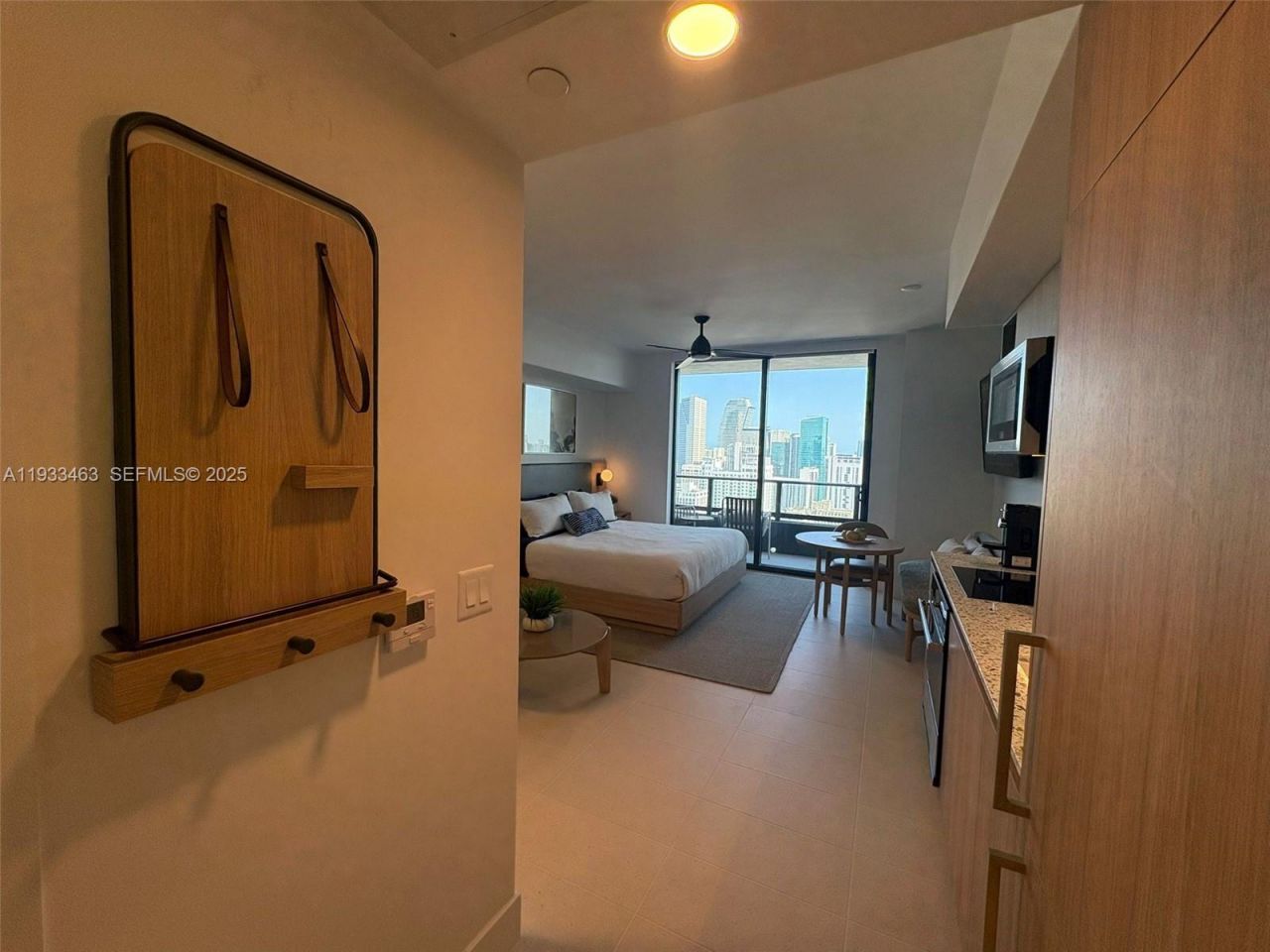 159 NE 6th St , Unit 4010, Miami, FL 33132 Photo