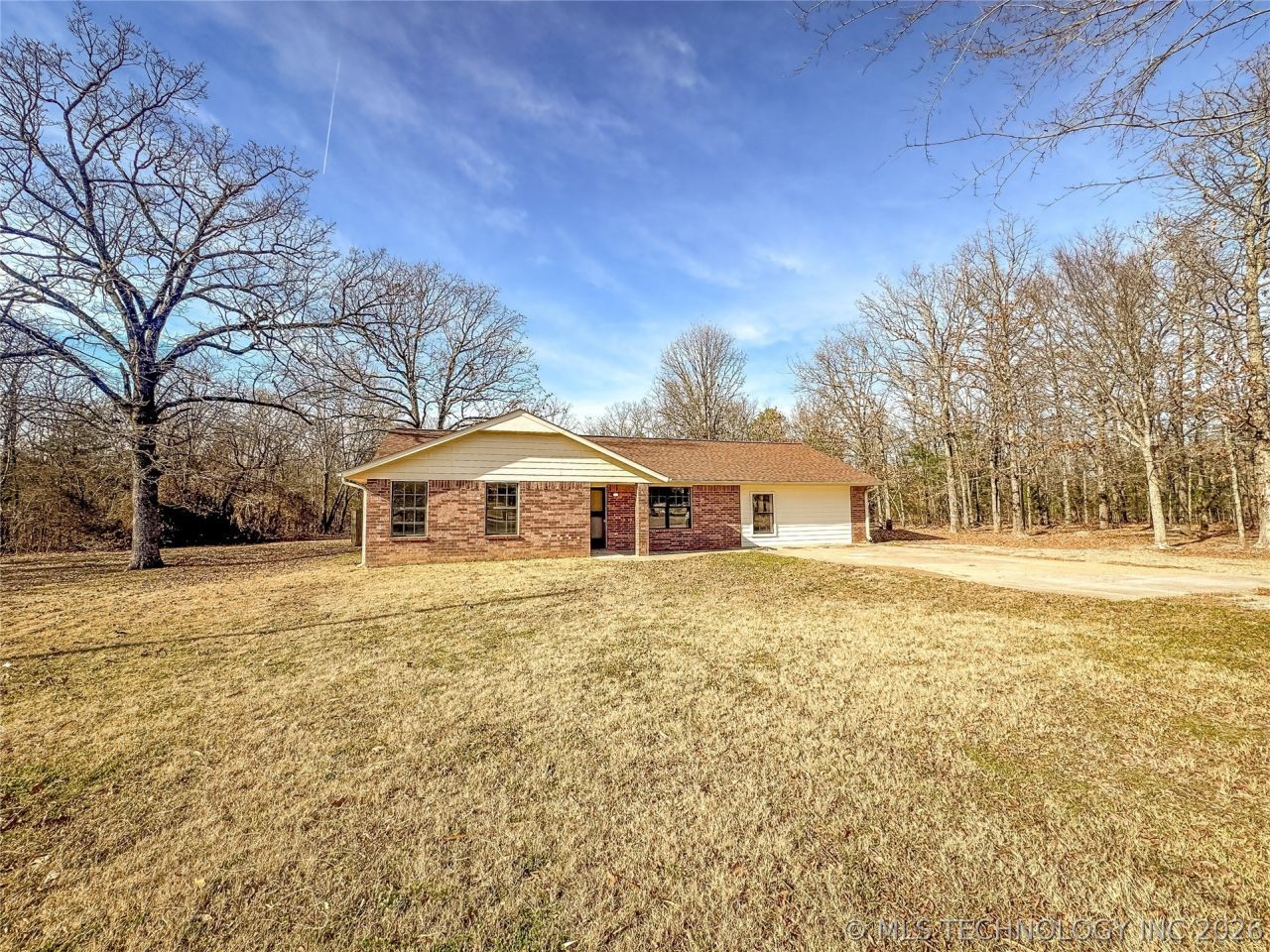 24536 E Woodland Road, Tahlequah, OK 74464 Main Photo