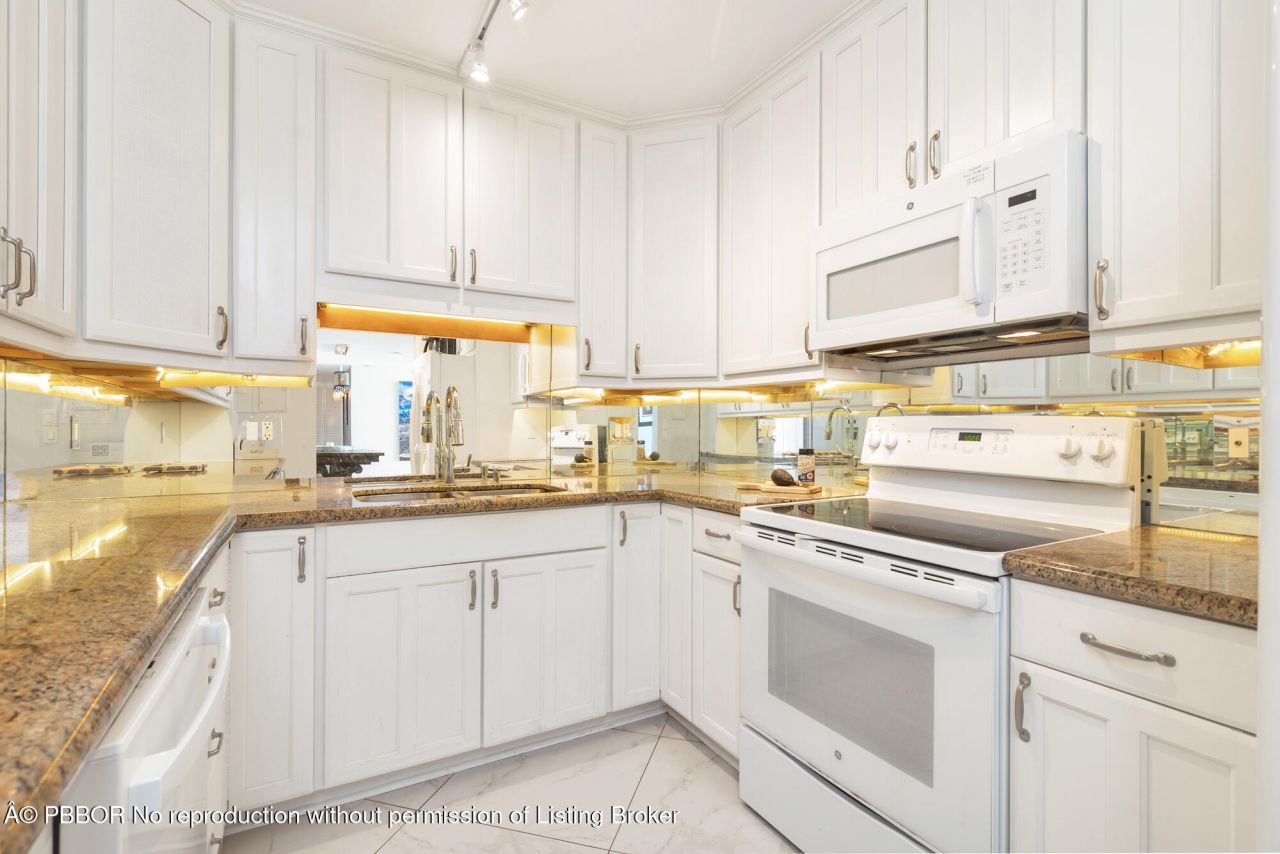 1801 S Flagler Drive, Unit 1604, West Palm Beach, FL 33401 Photo