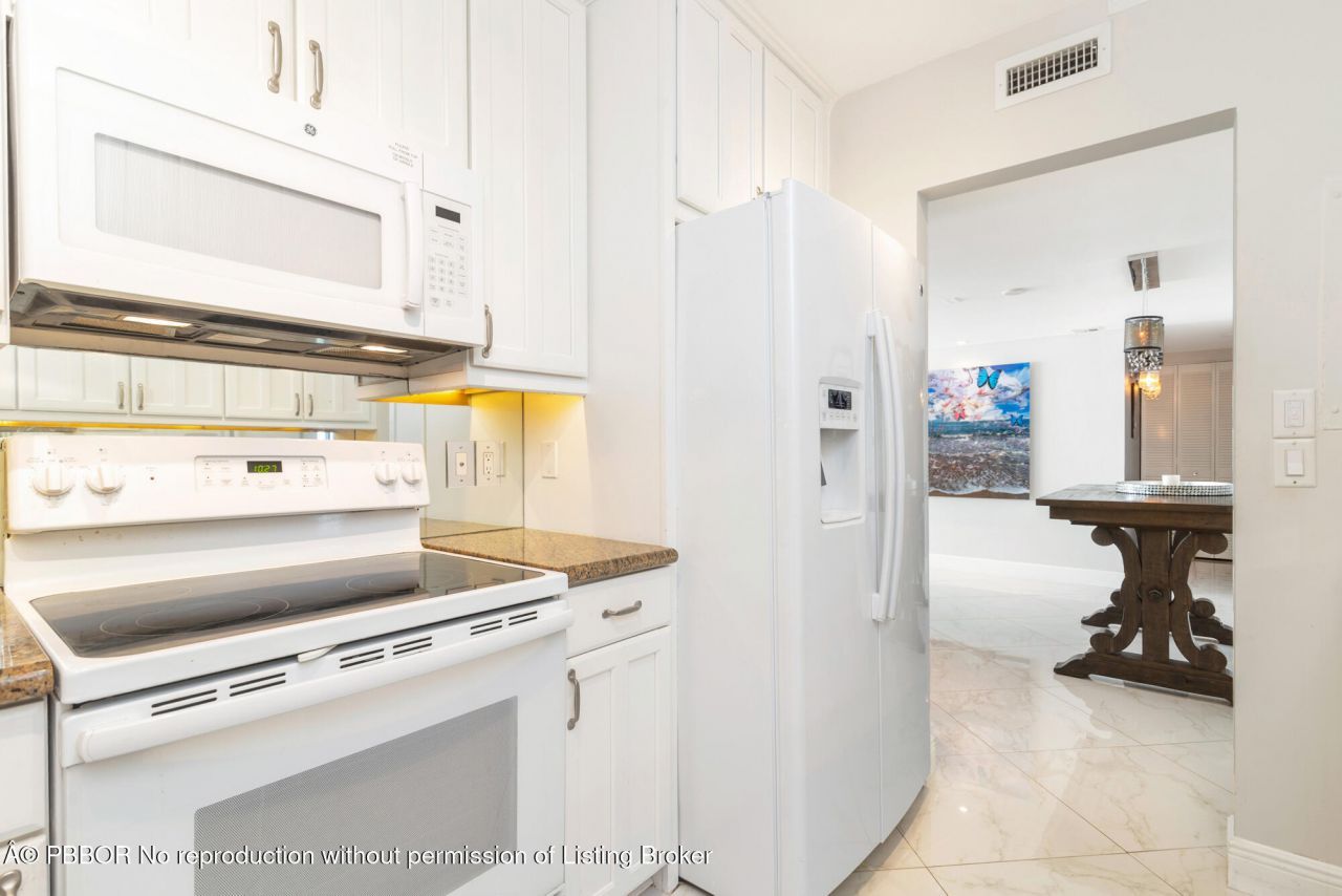 1801 S Flagler Drive, Unit 1604, West Palm Beach, FL 33401 Photo