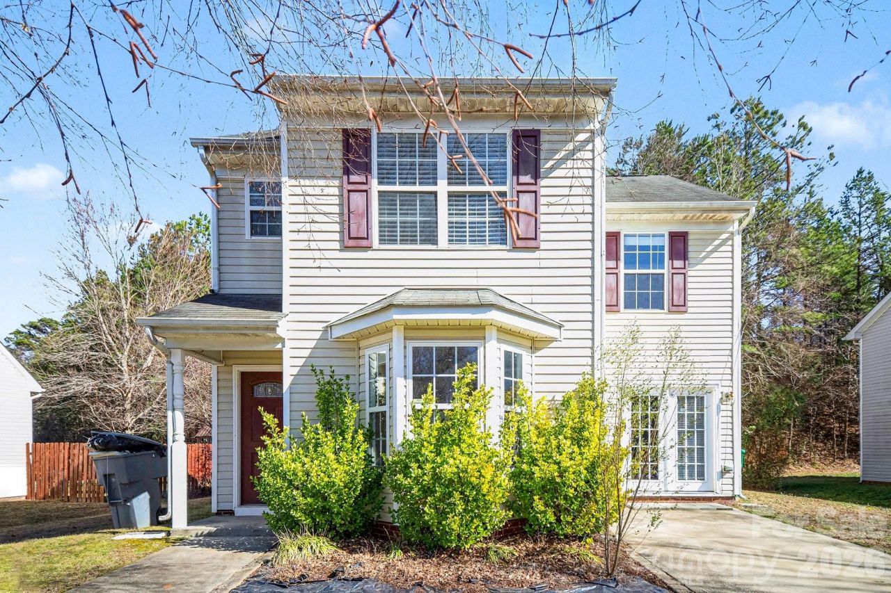 704 Pawley Drive, Charlotte, NC 28214 Main Photo