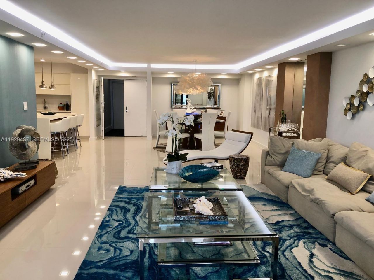 8877 Collins Ave, Unit 308, Surfside, FL 33154 Photo