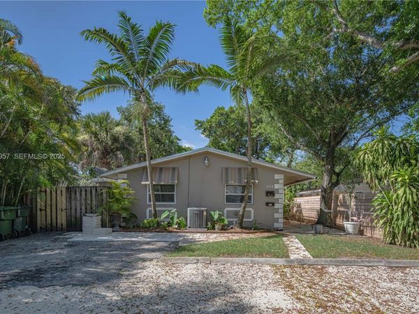 208 SW 11th St, Unit 1, Fort Lauderdale, FL 33315