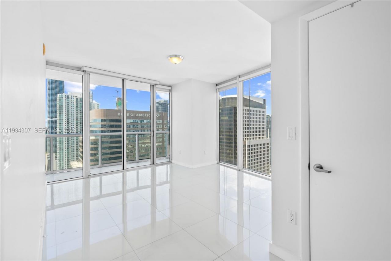495 Brickell Ave, Unit 4011, Miami, FL 33131 Photo