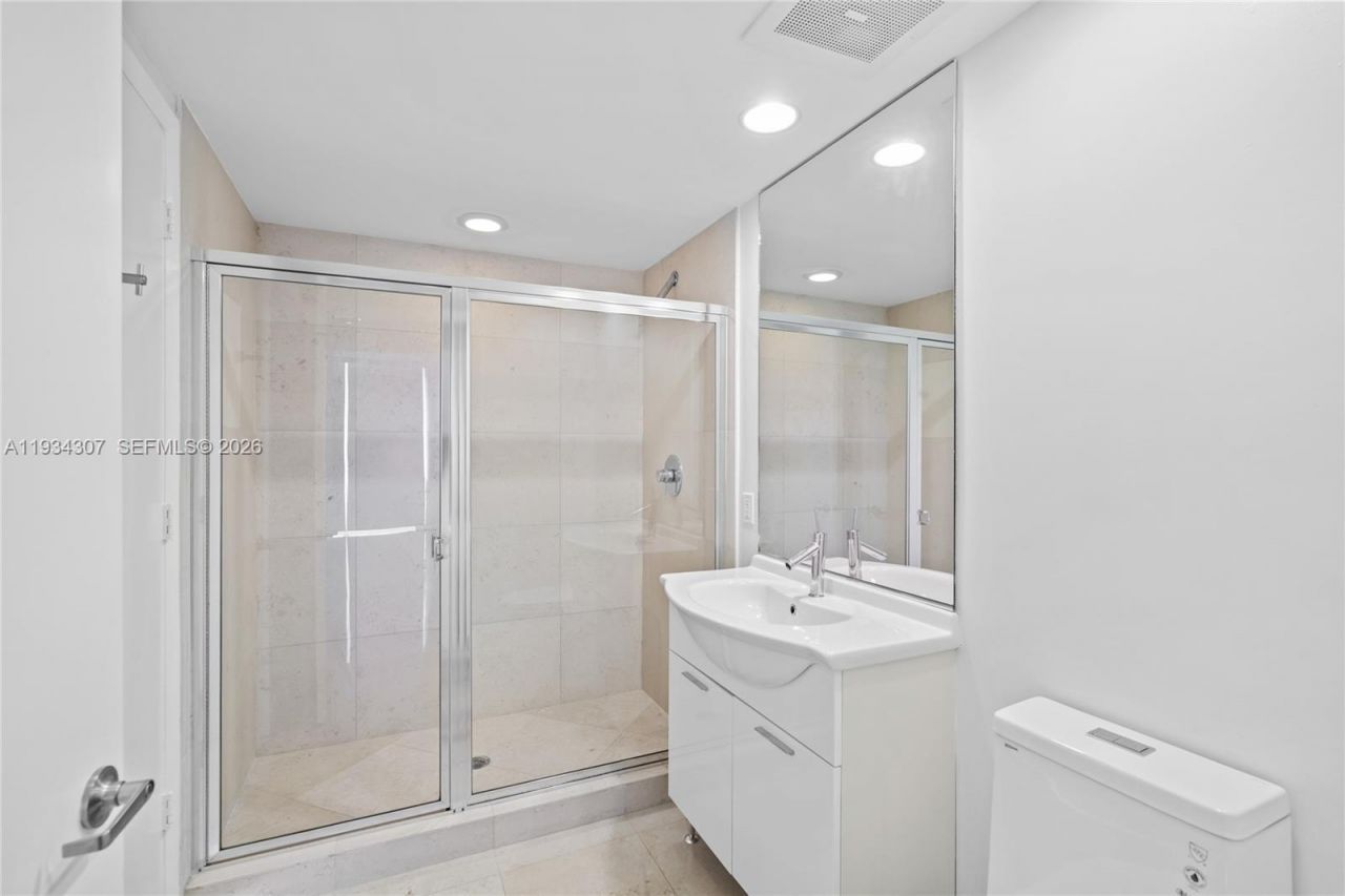 495 Brickell Ave, Unit 4011, Miami, FL 33131 Photo