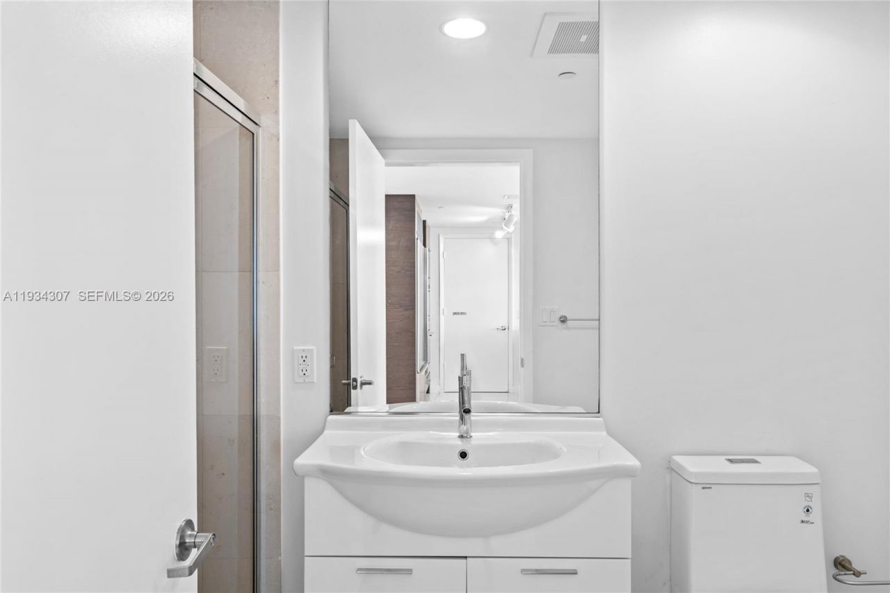 495 Brickell Ave, Unit 4011, Miami, FL 33131 Photo