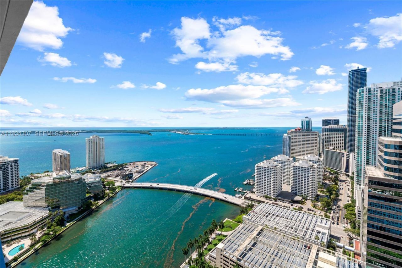 495 Brickell Ave, Unit 4011, Miami, FL 33131 Photo
