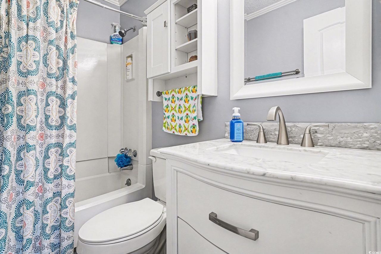 9670 Shore Dr. Photo 15