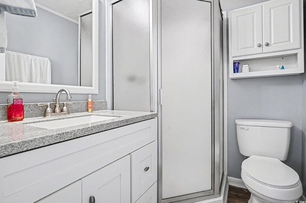 9670 Shore Dr. Photo 20