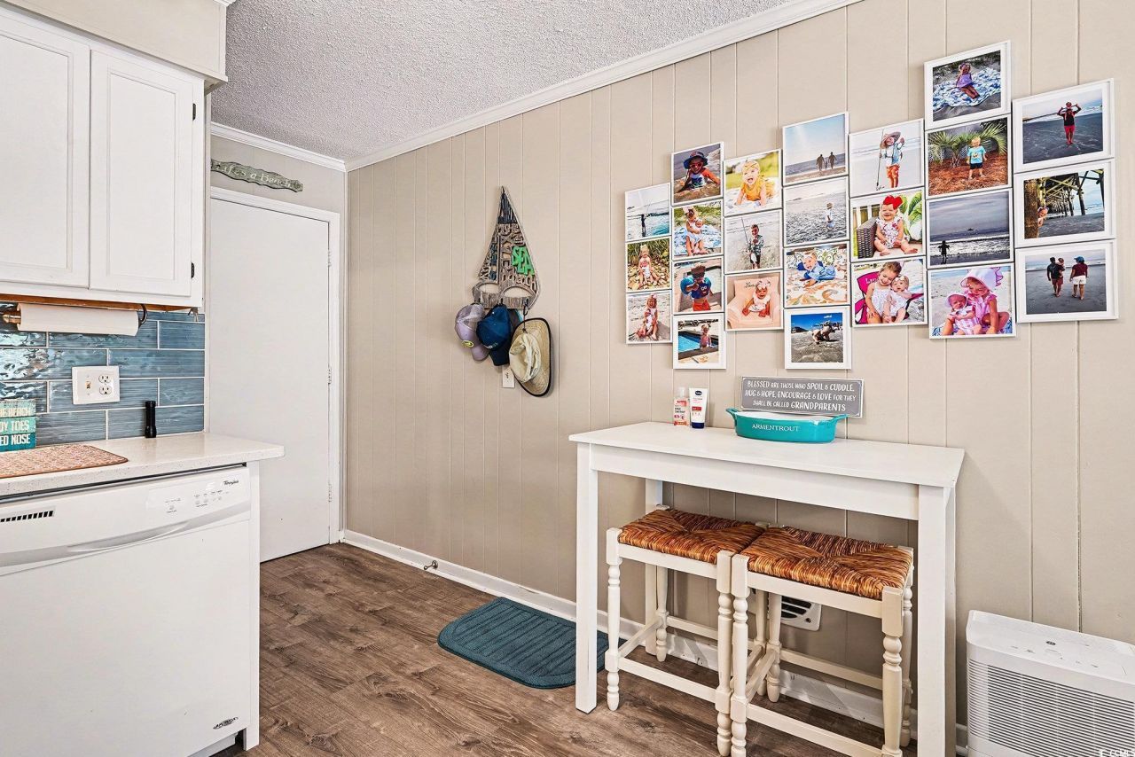 9670 Shore Dr. Photo 9