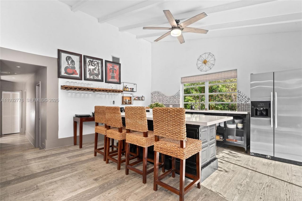 14400 NE 4th Ave, Miami, FL 33161 Photo