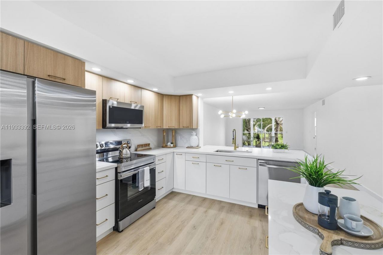 1101 SW 128th Ter, Unit 313C, Pembroke Pines, FL 33027 Photo