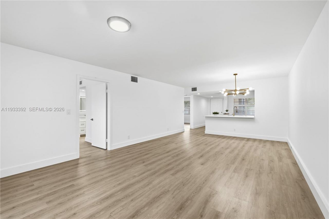 1101 SW 128th Ter, Unit 313C, Pembroke Pines, FL 33027 Photo