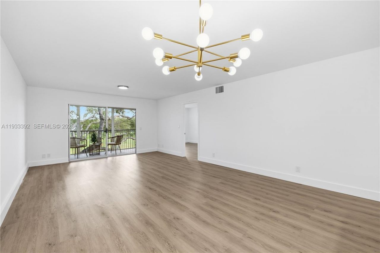 1101 SW 128th Ter, Unit 313C, Pembroke Pines, FL 33027 Photo