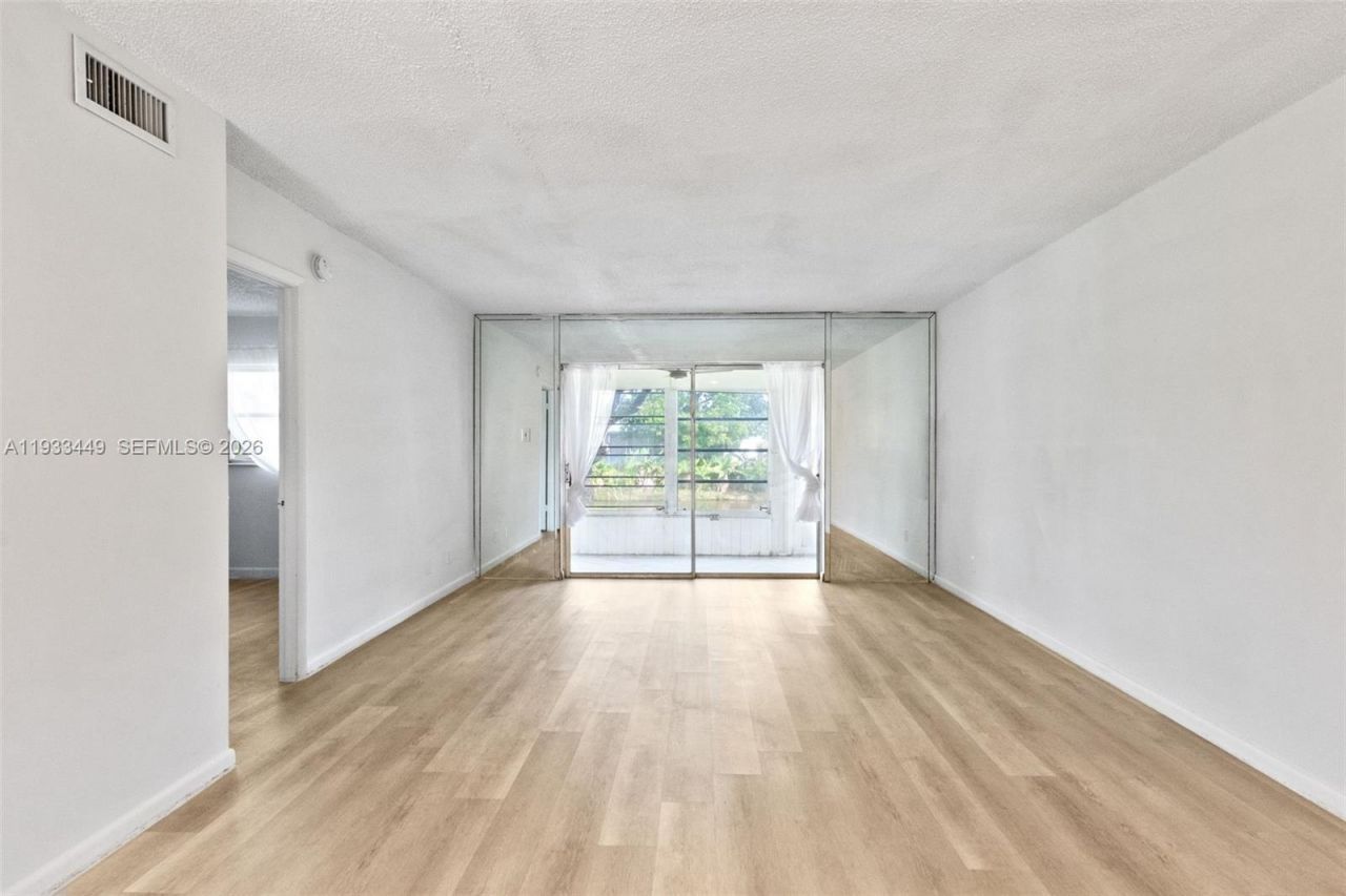 7605 NW 5th Pl, Unit 103, Margate, FL 33063 Photo