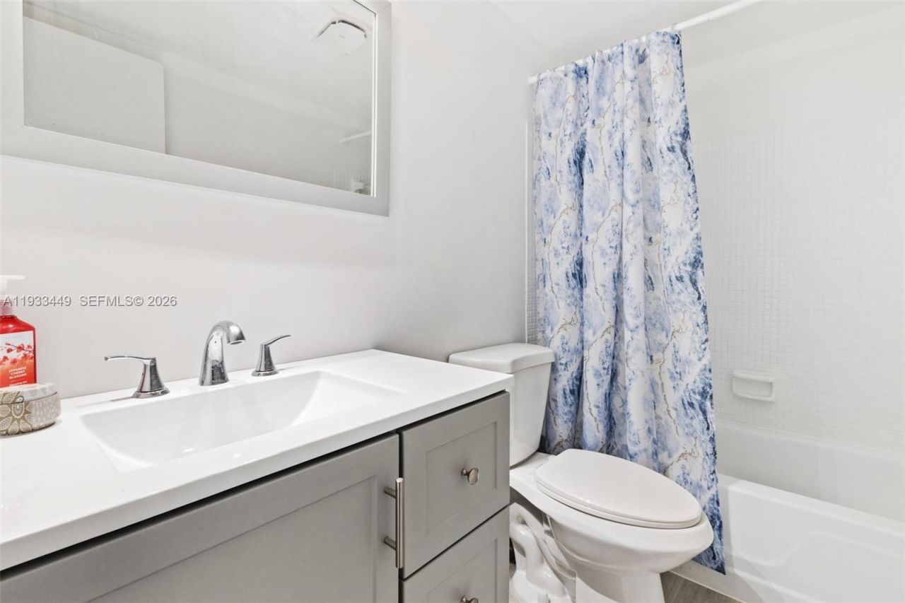 7605 NW 5th Pl, Unit 103, Margate, FL 33063 Photo