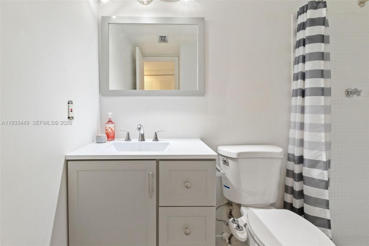 7605 NW 5th Pl, Unit 103, Margate, FL 33063 Photo