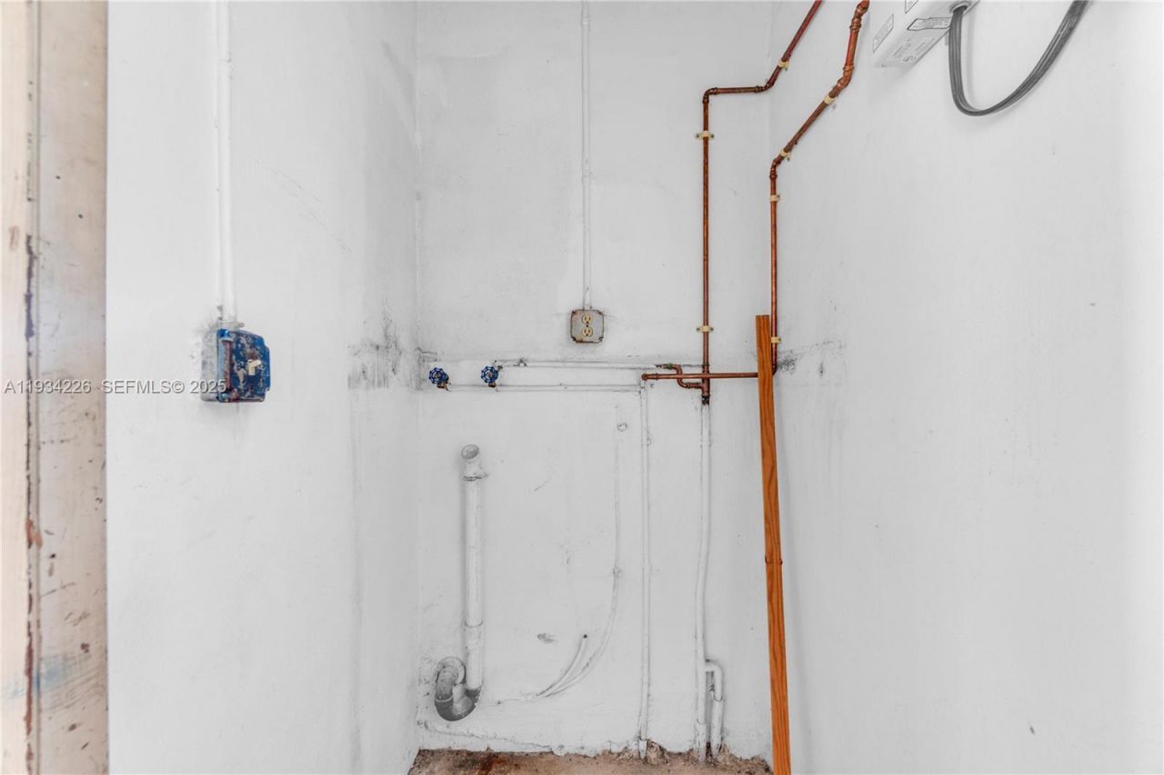 1361 NW 111th St, Miami, FL 33167 Photo