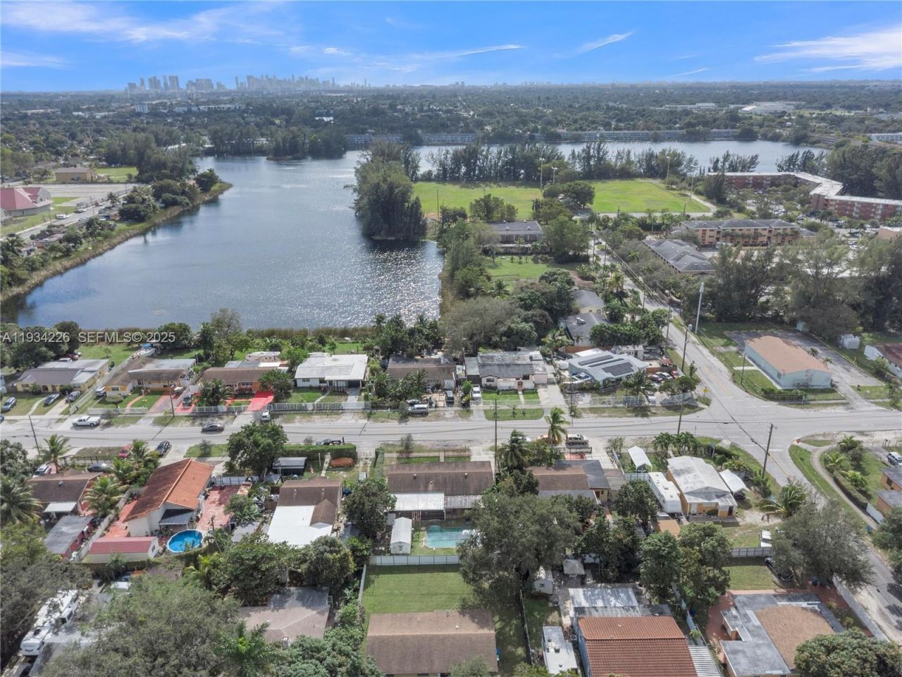 1361 NW 111th St, Miami, FL 33167 Photo