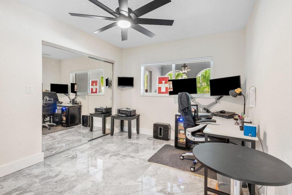 2200 SE 9th Street, Pompano Beach, FL 33062 Photo