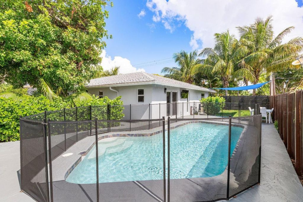 2200 SE 9th Street, Pompano Beach, FL 33062 Photo