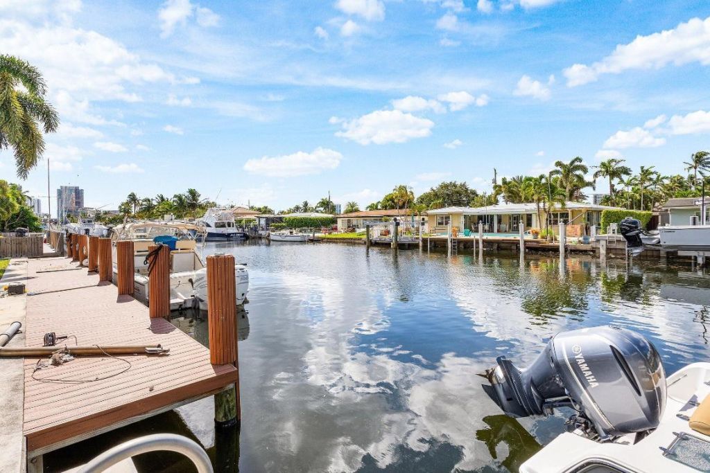 2200 SE 9th Street, Pompano Beach, FL 33062 Photo