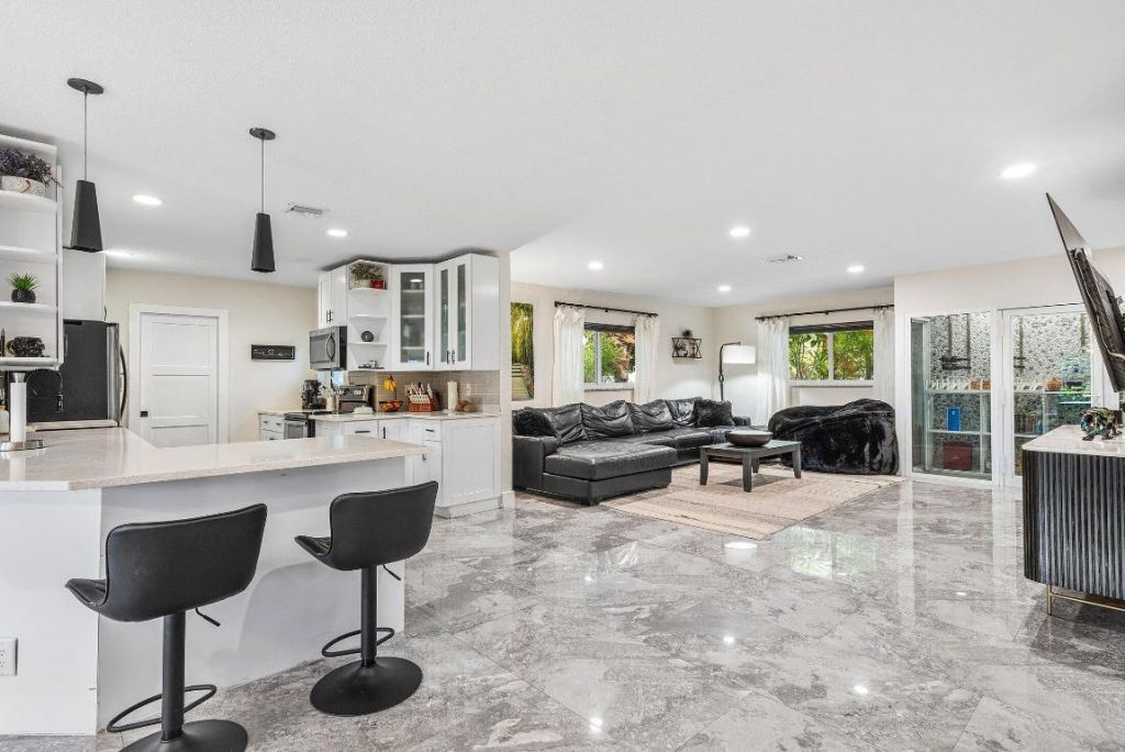 2200 SE 9th Street, Pompano Beach, FL 33062 Photo