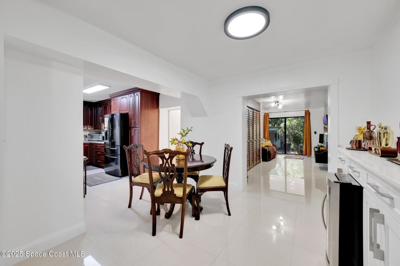 462 E 39 Street , Hialeah, FL 33012 Photo