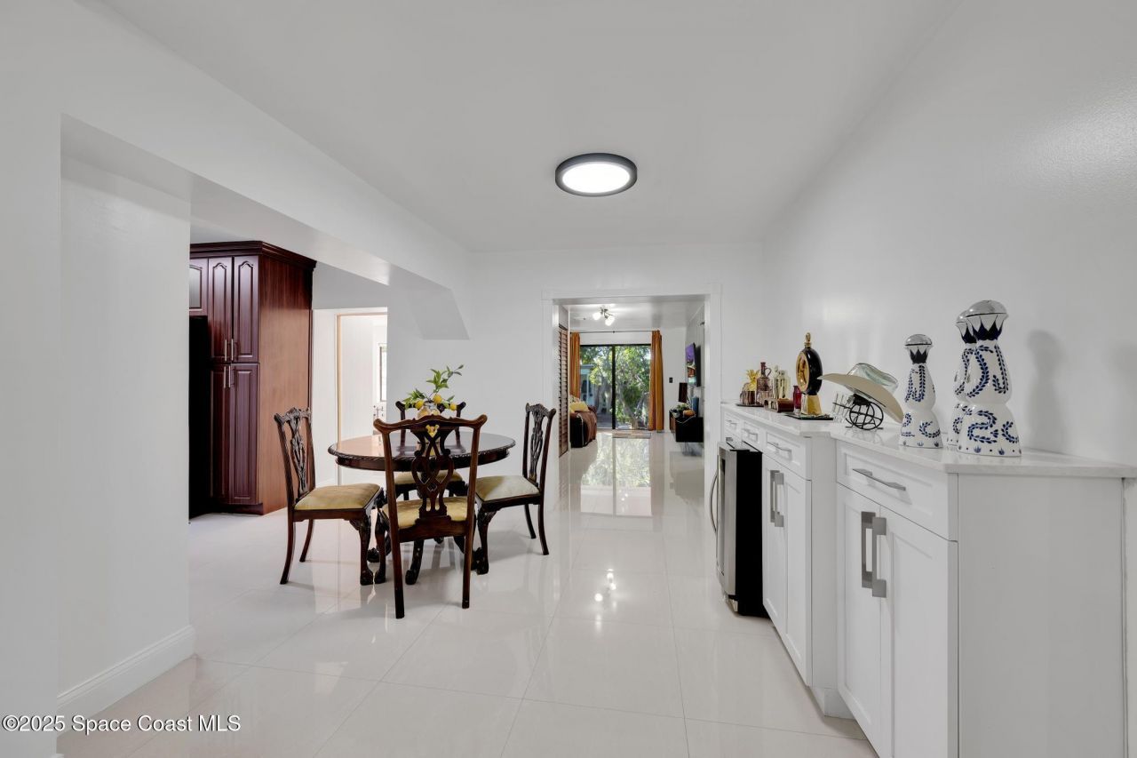 462 E 39 Street , Hialeah, FL 33012 Photo