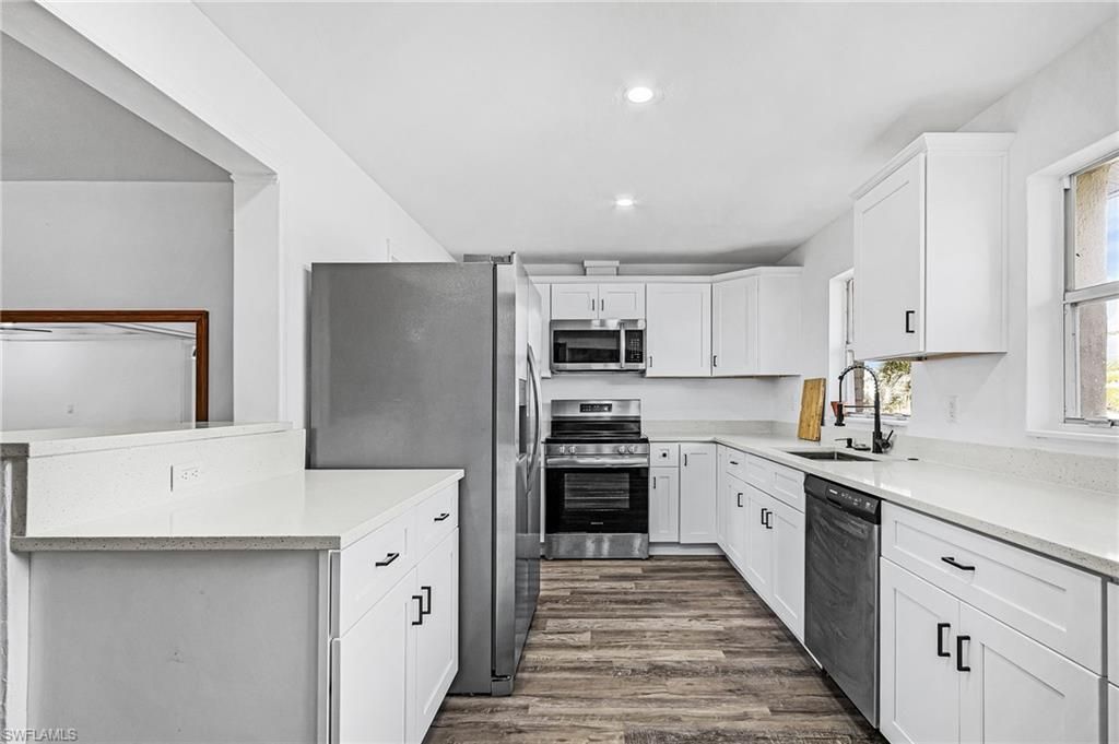 108 SE 42nd Ter, Cape Coral, FL 33904 Photo