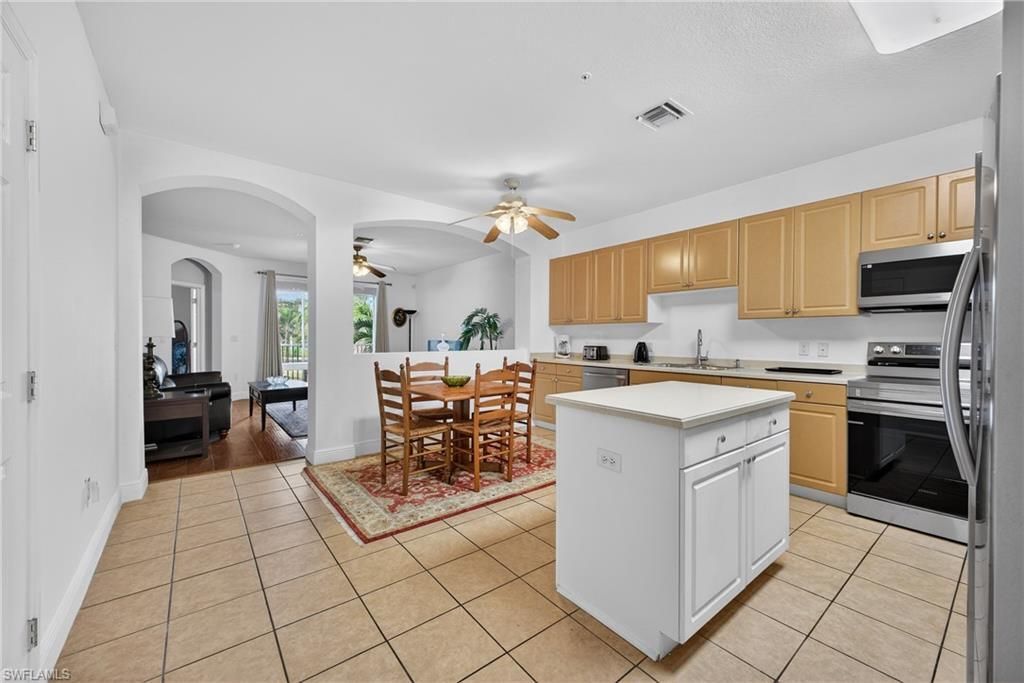 9601 Spanish Moss Way , Unit 3624, Bonita Springs, FL 34135 Photo