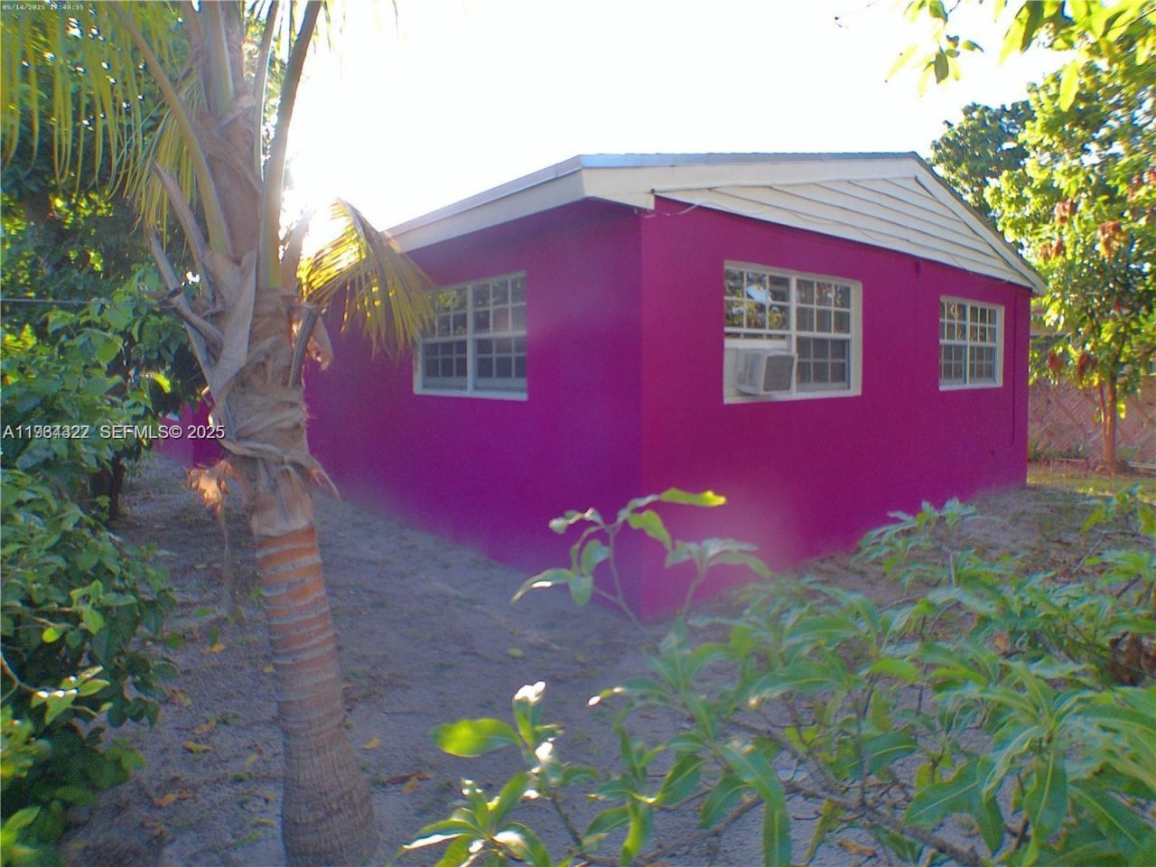 15775 NE 13th Ave, North Miami Beach, FL 33162 Photo