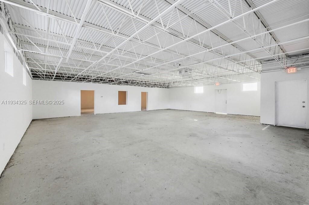 4749 Hollywood Blvd , Hollywood, FL 33021 Photo