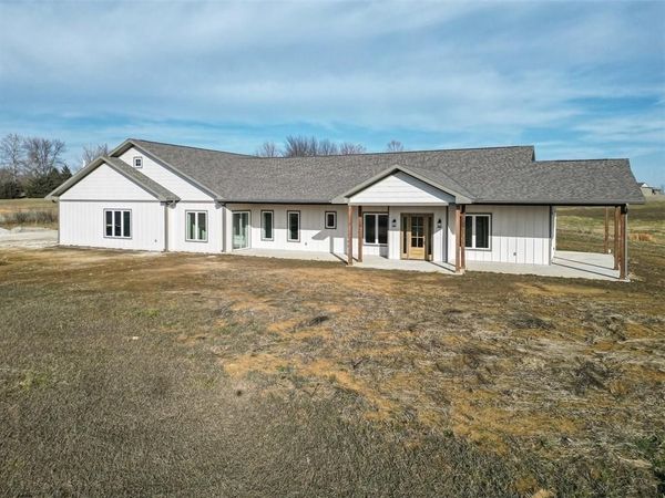 12314 222nd Street, Linwood, KS 66052