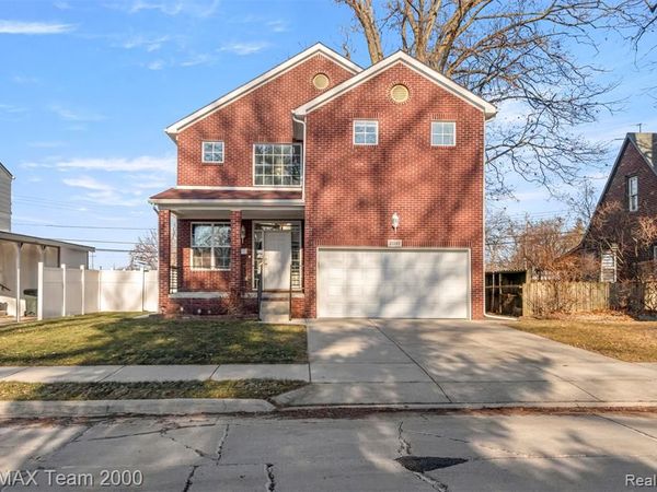 21597 Harper Lake Avenue, St. Clair Shores, MI 48080