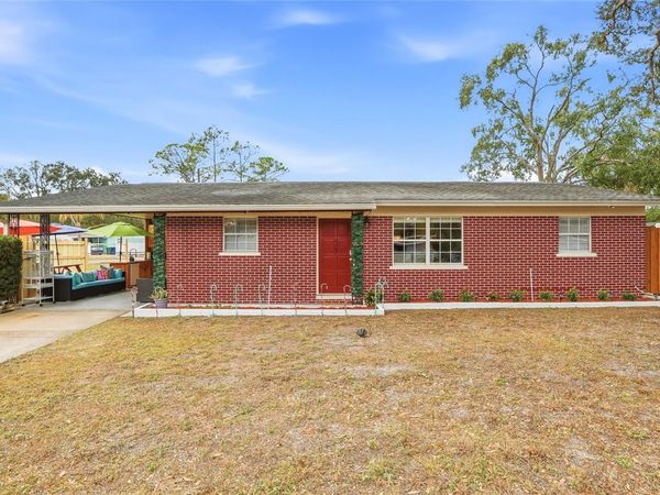 9402 N NEWPORT AVENUE, TAMPA, FL 33612