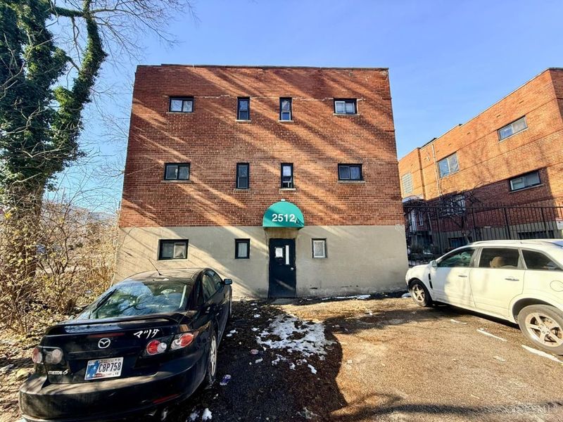 2518 Highland Avenue, Cincinnati, OH 45219 Photo 2