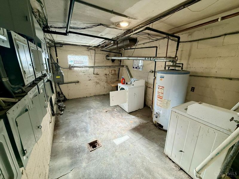 2518 Highland Avenue, Cincinnati, OH 45219 Photo 24