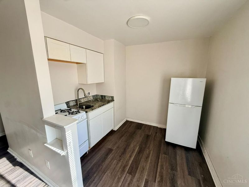 2518 Highland Avenue, Cincinnati, OH 45219 Photo 9