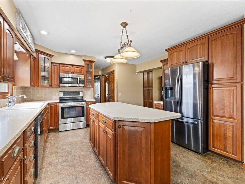 7686 Peck Road, Ravenna, OH 44266 Photo 19