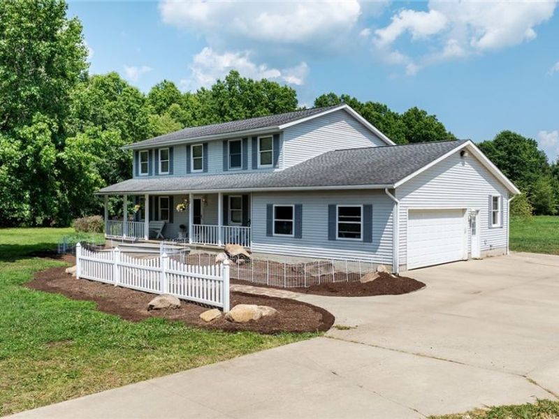 7686 Peck Road, Ravenna, OH 44266 Photo 2