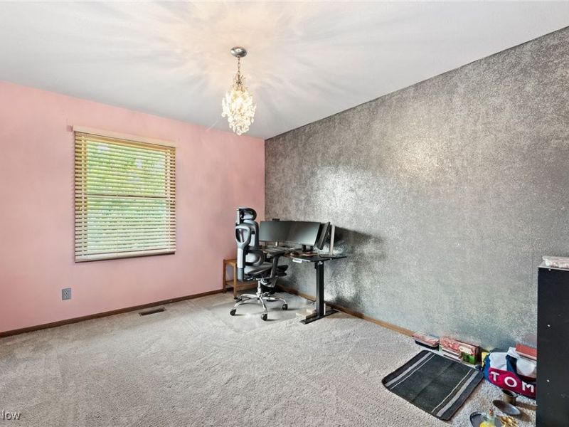 7686 Peck Road, Ravenna, OH 44266 Photo 34