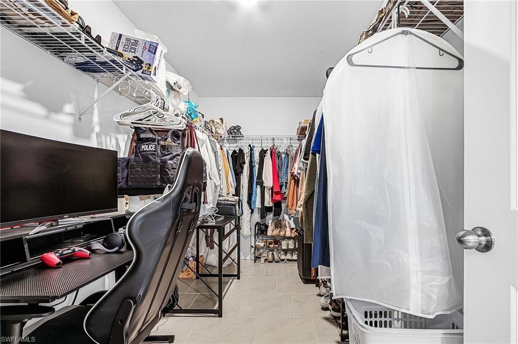 4007 San Clemente Ct, North Fort Myers, FL 33917 Photo