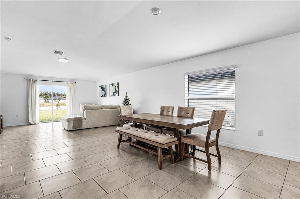 4007 San Clemente Ct, North Fort Myers, FL 33917 Photo