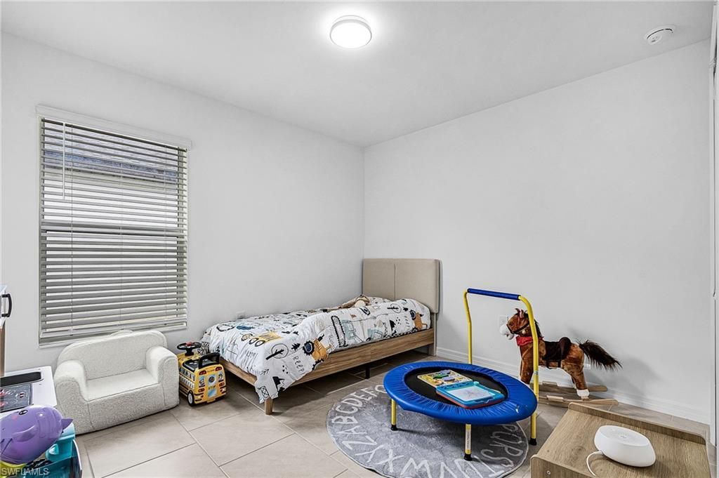 4007 San Clemente Ct, North Fort Myers, FL 33917 Photo