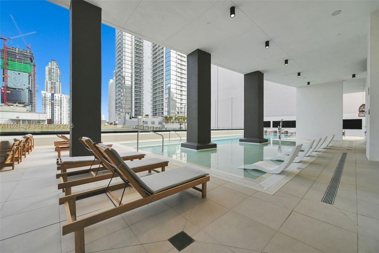 225 N Miami Avenue, Unit 901, Miami, FL 33128 Photo