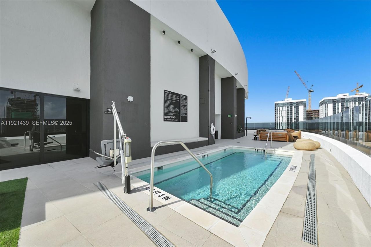 225 N Miami Avenue, Unit 901, Miami, FL 33128 Photo