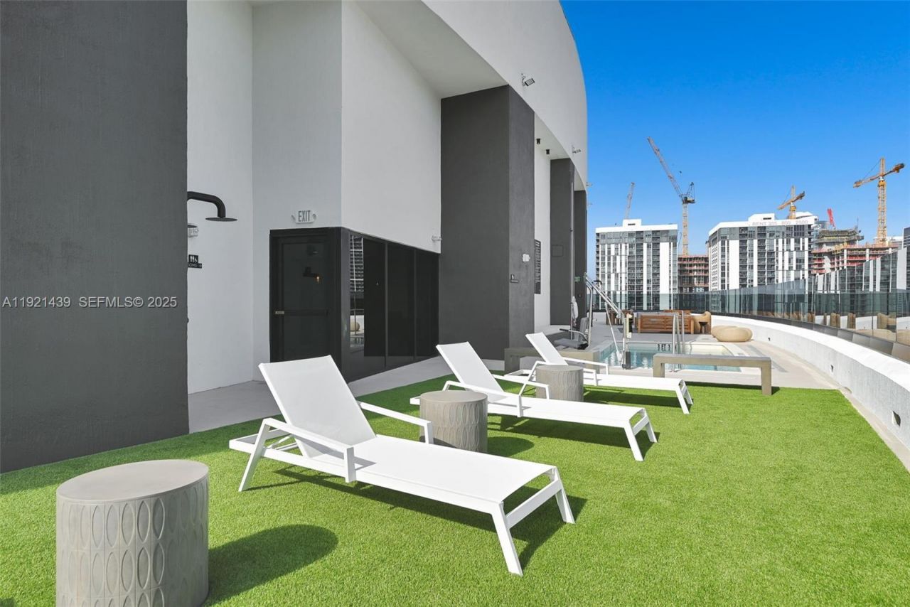 225 N Miami Avenue, Unit 901, Miami, FL 33128 Photo