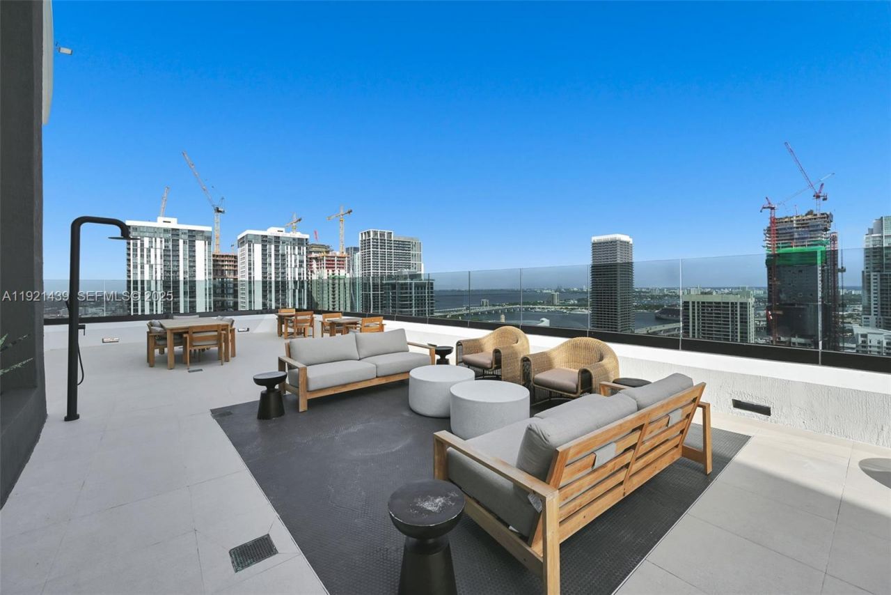 225 N Miami Avenue, Unit 901, Miami, FL 33128 Photo